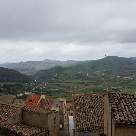 La Nicchia Di Gangi Apartment Exterior foto